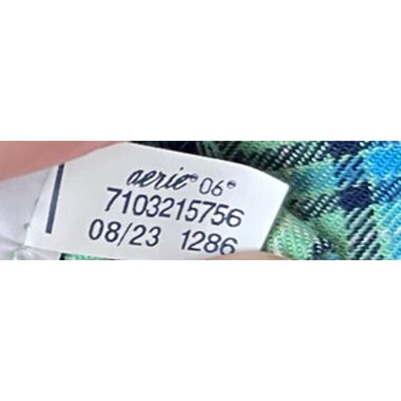 Aerie Green Plaid Flannel Pajama Shirt Top Cropped Relaxed Fit - Size Medium - Picture 9 of 10